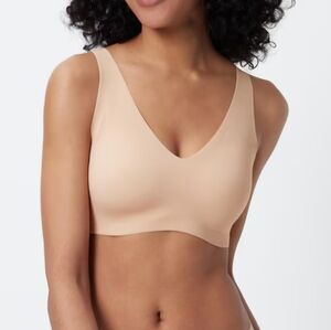 UNIQLO Airism wireless bra ultra relax, removable pads, beige nude color, XS